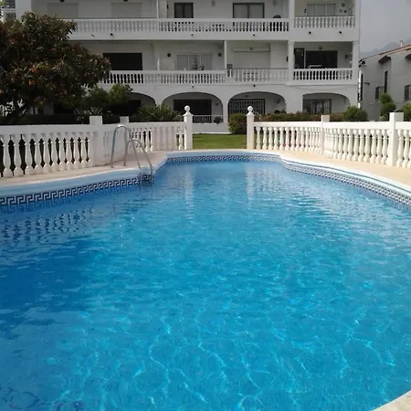 Urb. La Hacienda, 16 Apartment *