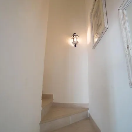 Urb. La Hacienda, 16 Apartment